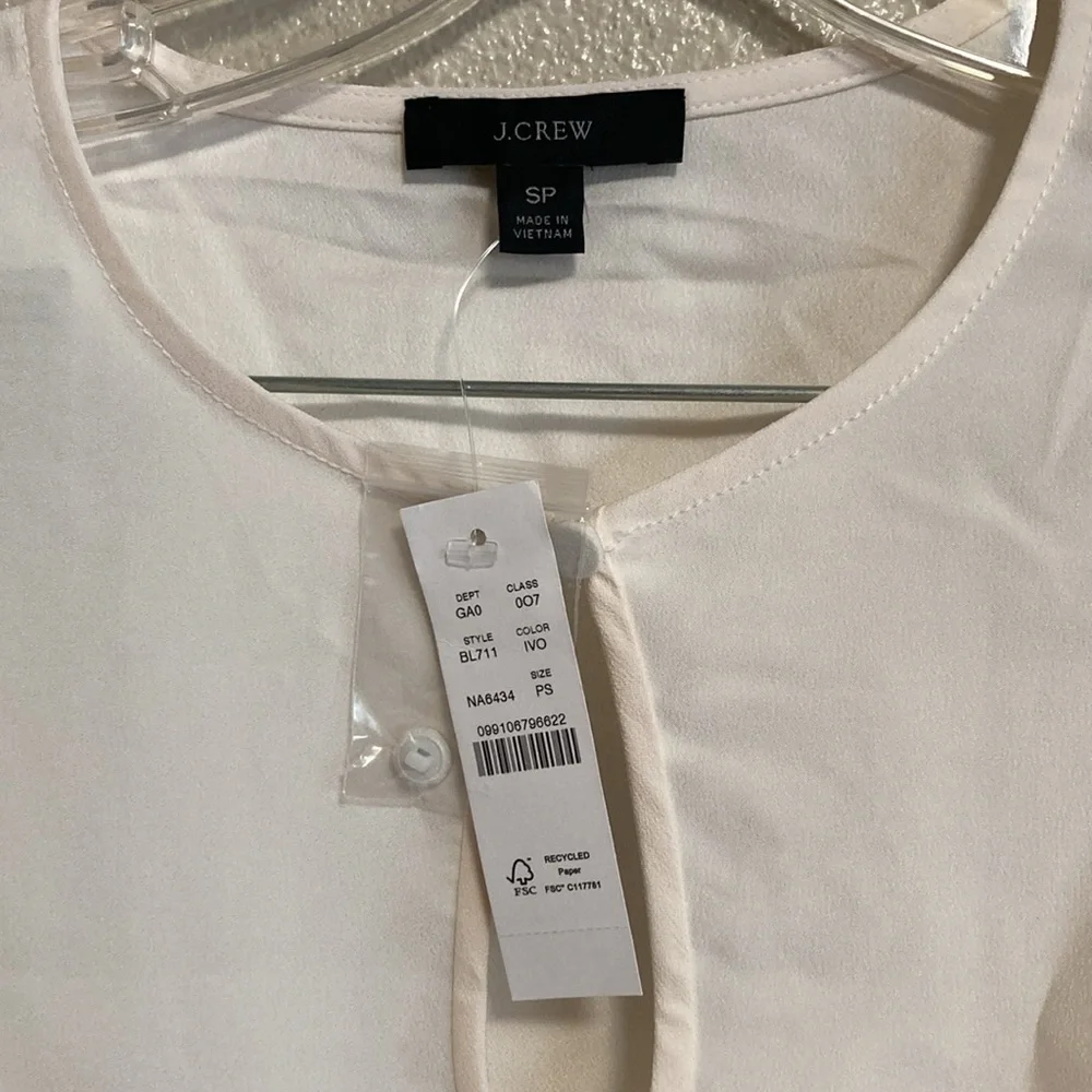 J.Crew Puff Sleeve Keyhole Crepe Blouse in Ivory (Size PXS)